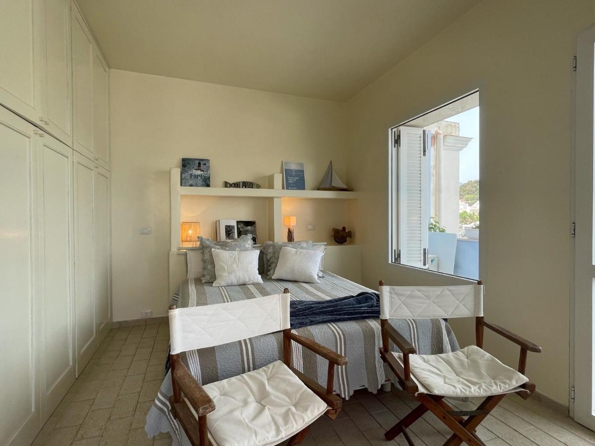 Villa Marisa - La Guarida Ponza Kültér fotó